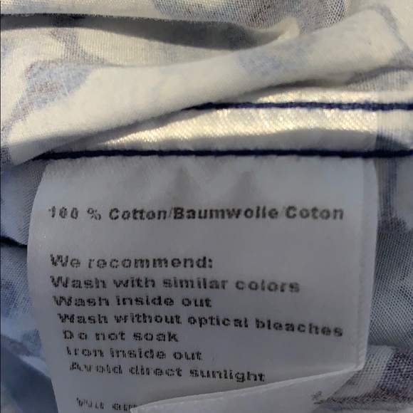 Button up shirt - Picture 6 of 6